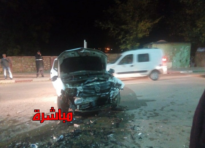 عااااجل: بالصور … حادثة سير خطيرة بمدينة صفرو تخلف ضحايا و خسائر&nbsp;مادية.