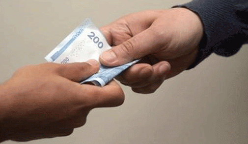 صاحب معصرة بتاونات يطيح بقائد قيادة عين عائشة طلب ”&nbsp;الرشوة”.